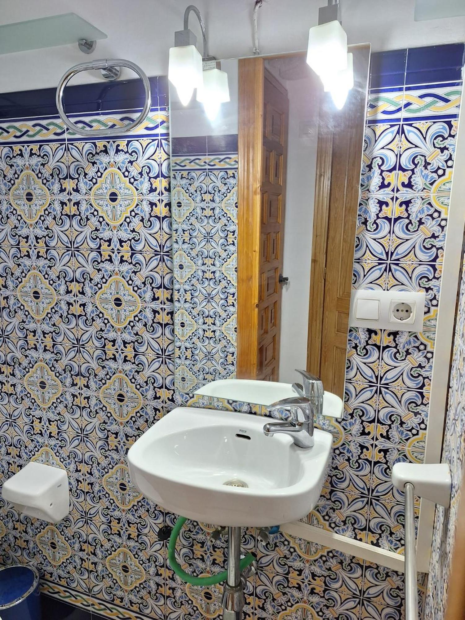 Apartamento Plaza San Roman セビリア エクステリア 写真